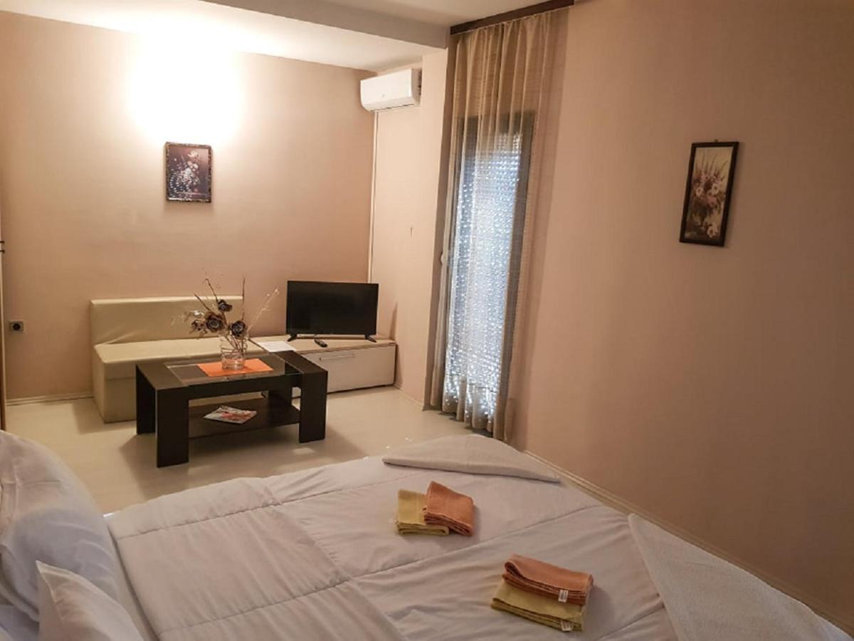 Villa Amsterdam โอครีด ภายนอก รูปภาพ