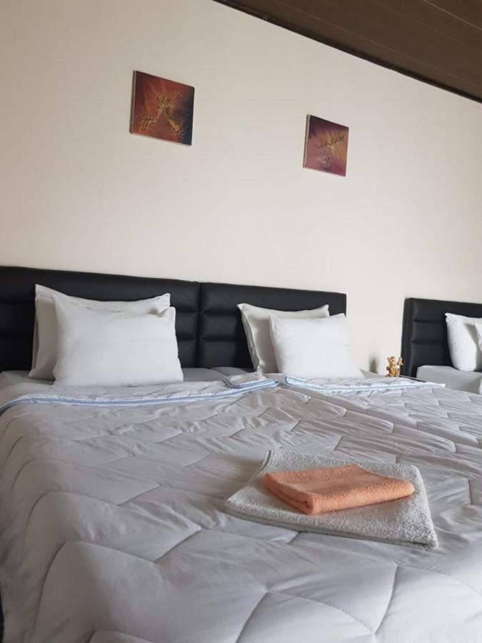 Villa Amsterdam โอครีด ภายนอก รูปภาพ