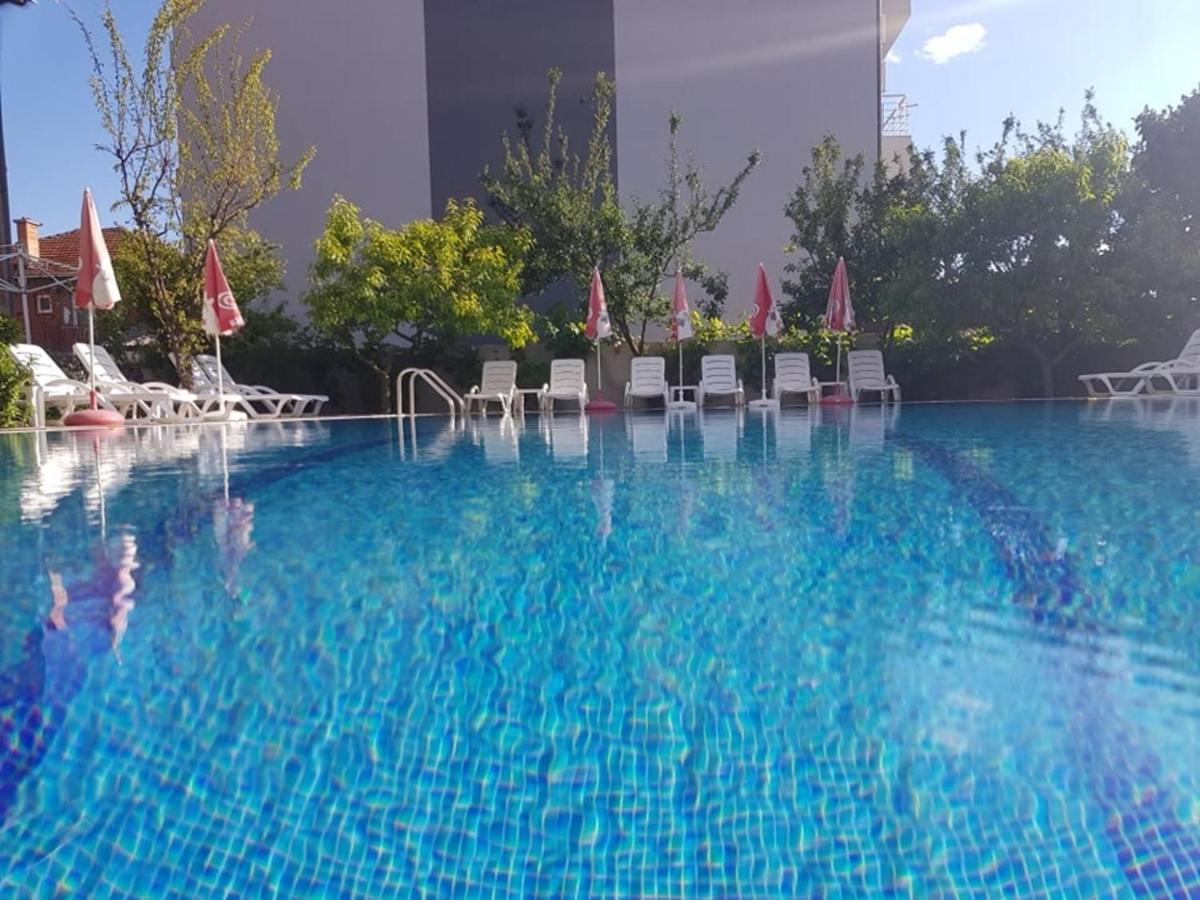 Villa Amsterdam โอครีด ภายนอก รูปภาพ