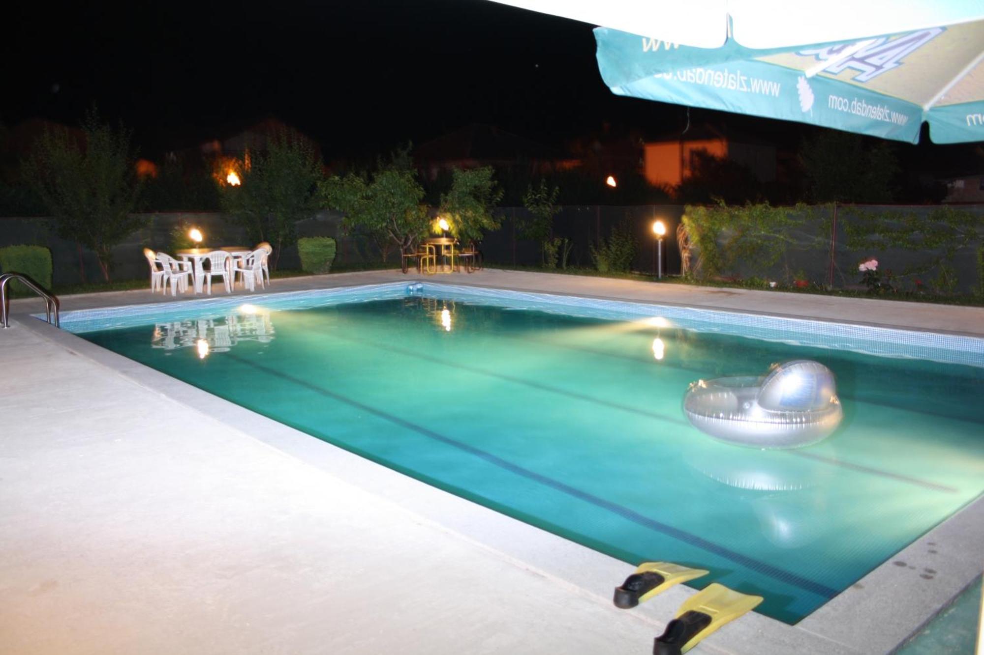 Villa Amsterdam โอครีด ภายนอก รูปภาพ